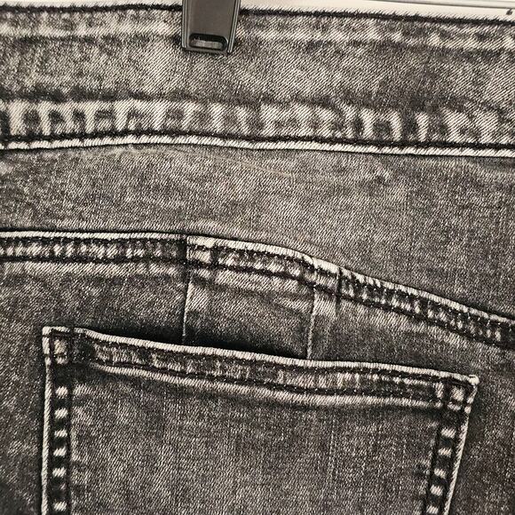 Torrid 16T Bombshell Straight Black Stonewash Jeans Street Tall Long Punk Plus - Picture 8 of 8